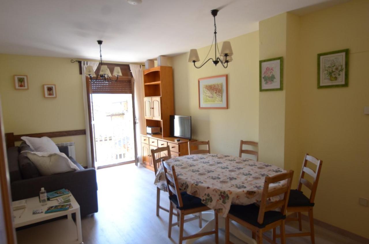 Apartamento Pena Erata Daire Biescas  Dış mekan fotoğraf